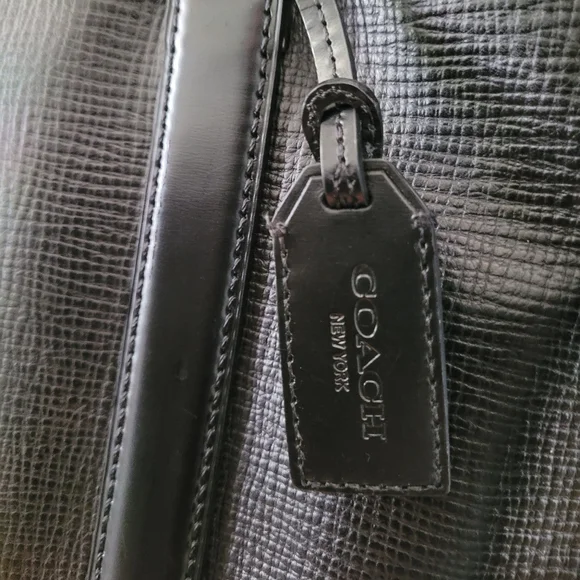 EUC Vintage Coach Metropolitan Commuter Double-zip Briefcase, black and brass - Picture 4 of 10